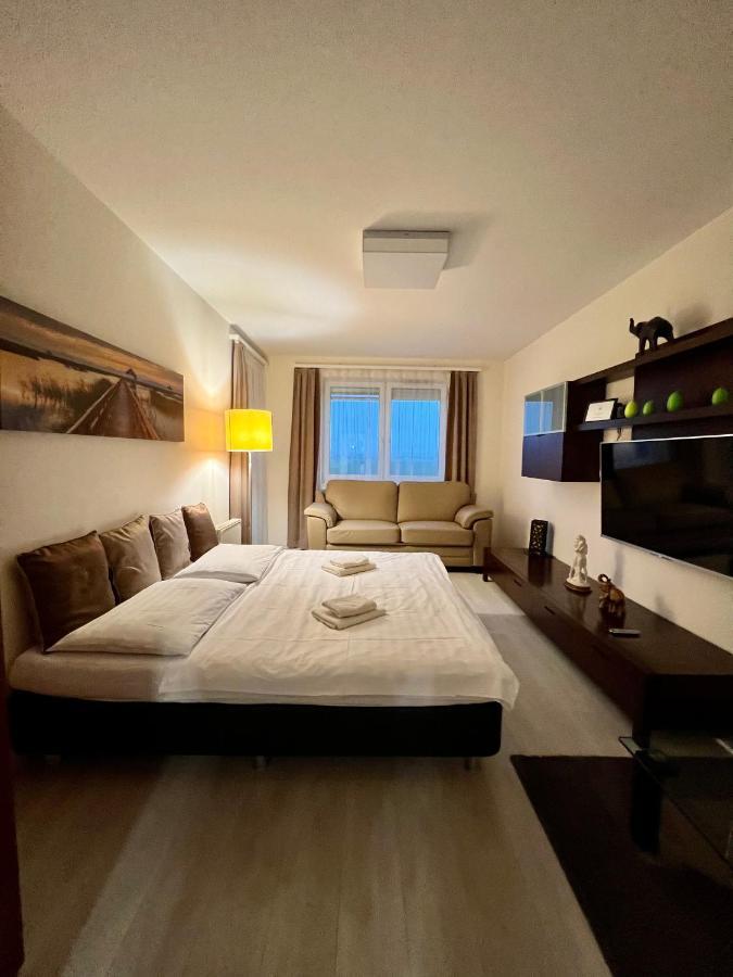 Chance Apartman Buekfuerdo Exterior photo